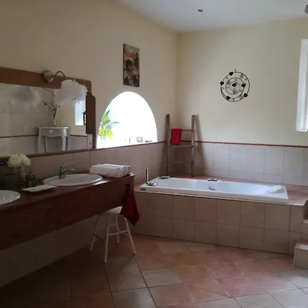 Mon Petit Soulie B&B Loupia