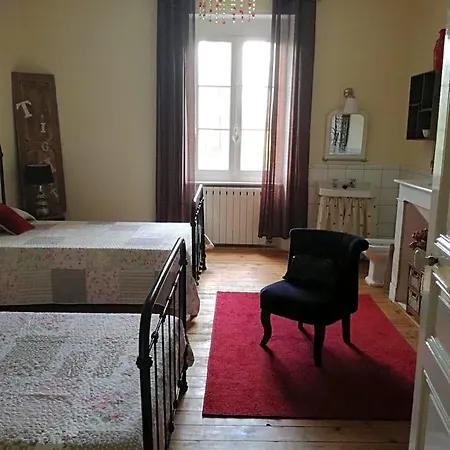 Mon Petit Soulie Bed & Breakfast Loupia